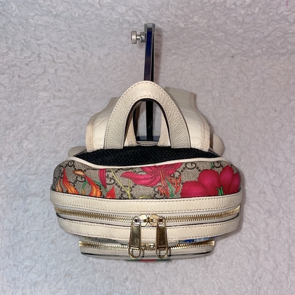 Gucci GG Ophidida Supreme Floral Multicolored Leather & Coated Canvas Backpack - Picture 12 of 17